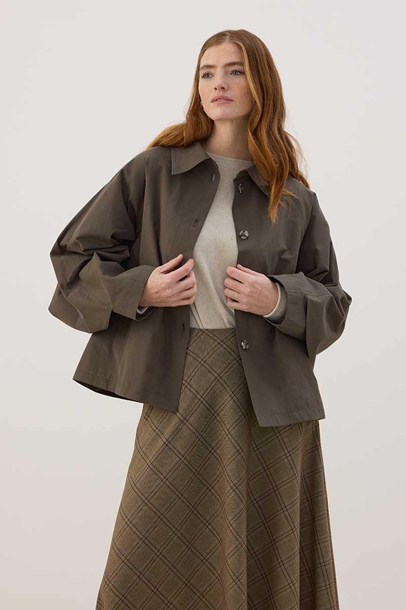 Arkası Pelerinli Ceket Haki