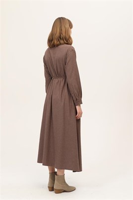 Asimetrik Kesim Elbise Kahverengi