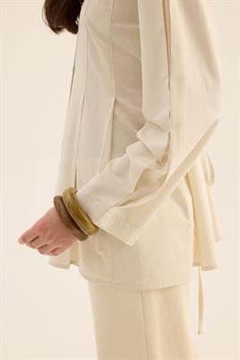 Bisiklet Yaka Gömlek Taş