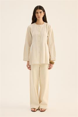 Bisiklet Yaka Gömlek Taş