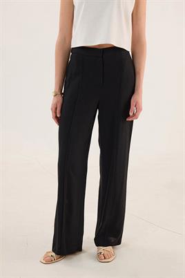 Biye Detaylı Pantolon Siyah