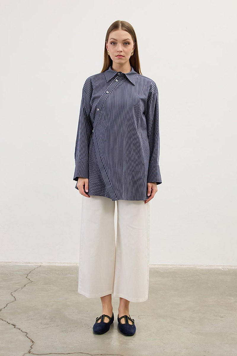 Çapraz Patlı Çizgili Gömlek Lacivert