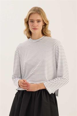 Çizgili Kısa Tshirt İnce Beyaz