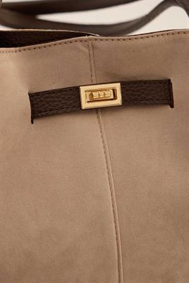 Deri Detaylı Süet Çanta Vizon