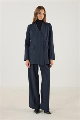 Düğme Detaylı Çizgili Blazer Lacivert