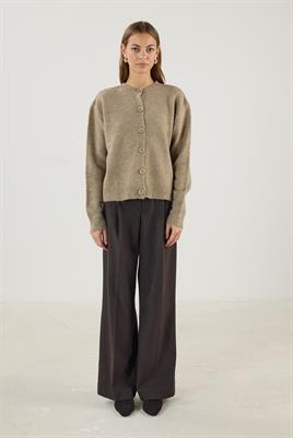 Düğmeli Örme Triko Kısa Hırka Vizon