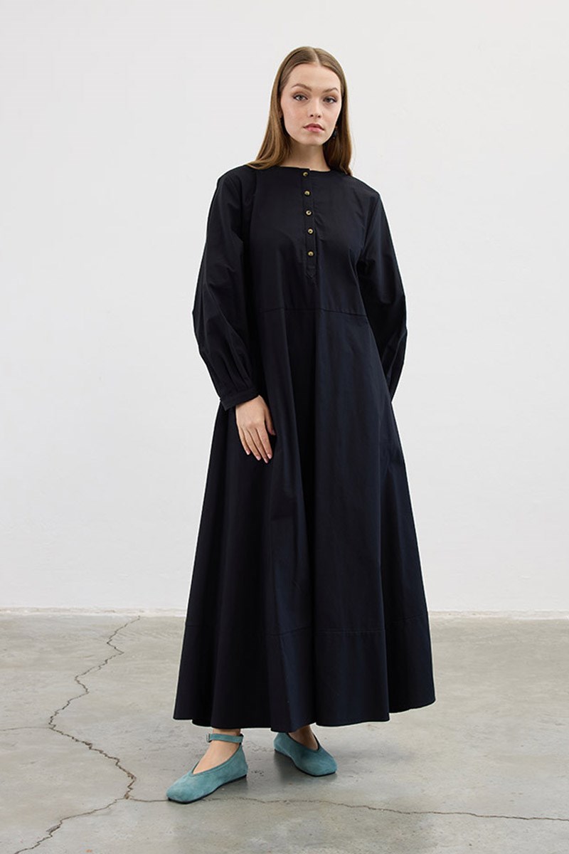 Eteği Parçalı Elbise Siyah