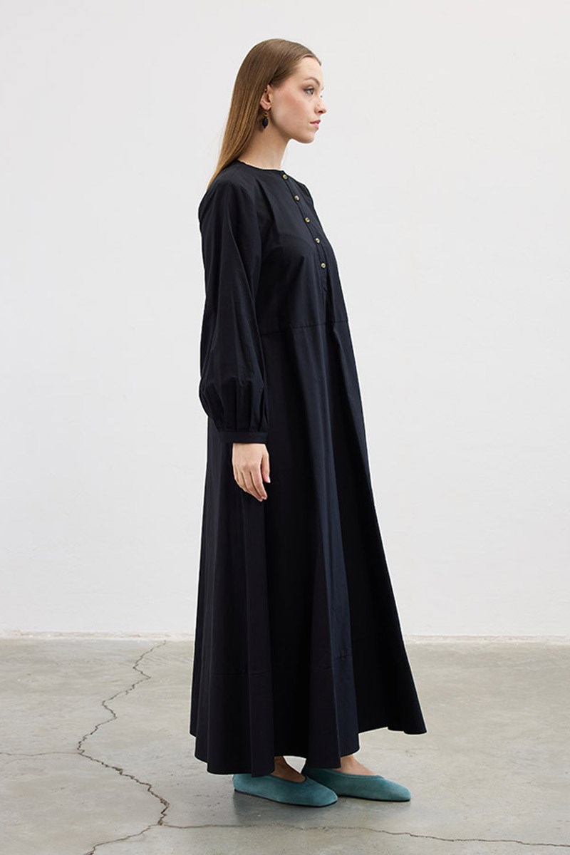 Eteği Parçalı Elbise Siyah