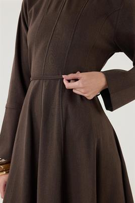 Geniş Manşetli Evaze Elbise Acı kahve