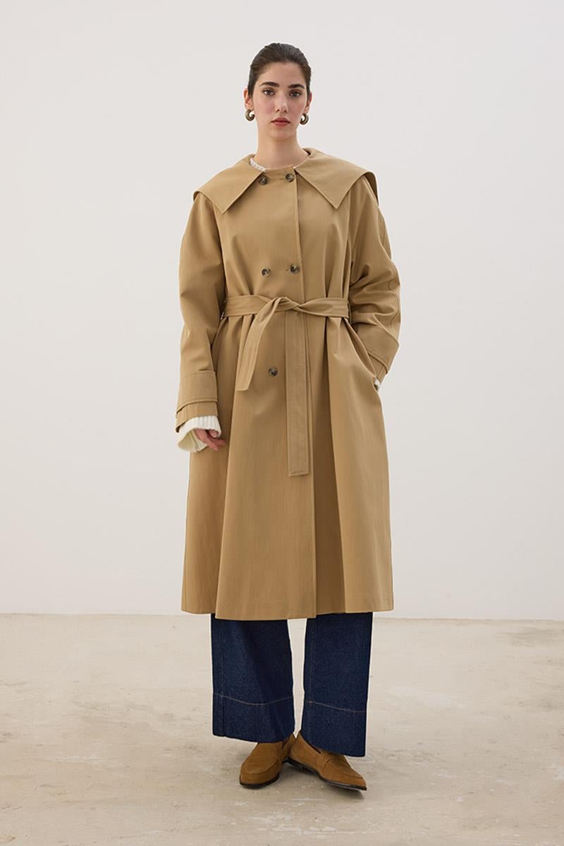 Geniş Yaka Uzun Trençkot Camel
