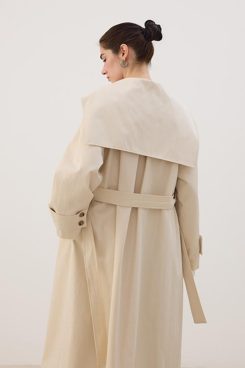 Geniş Yaka Uzun Trençkot Krem