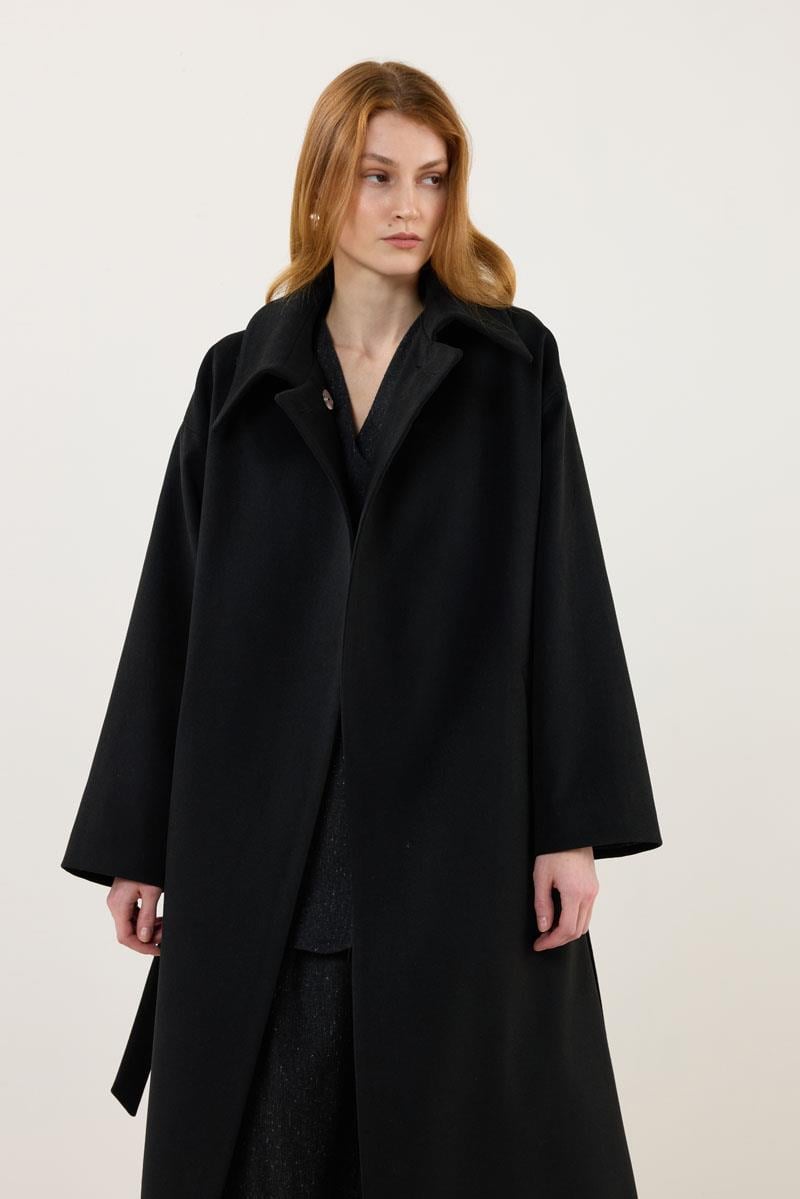 Geniş Yakalı Kaban Siyah