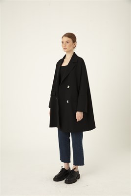 Geniş Yırtmaçlı Ceket Siyah