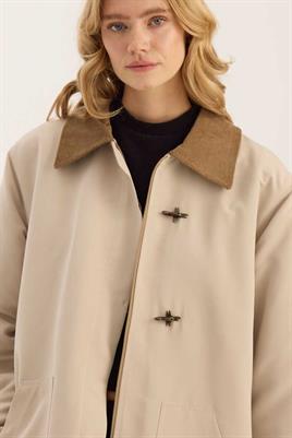 İçi Kapitone Astarlı Parka Bej