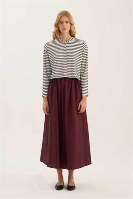 İnci Düğmeli Çizgili Hırka Beyaz