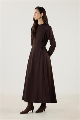 Çift Pileli Yüksek Yaka Elbise Acı kahve