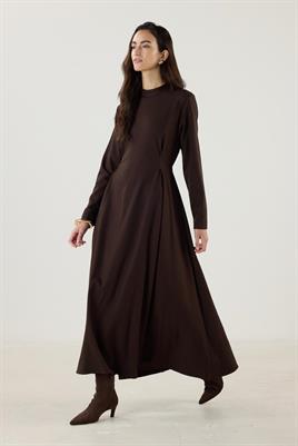 Çift Pileli Yüksek Yaka Elbise Acı kahve