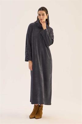 Kaplama Düğmeli Triko Elbise Füme