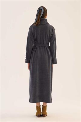 Kaplama Düğmeli Triko Elbise Füme