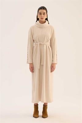 Kaplama Düğmeli Triko Elbise Taş