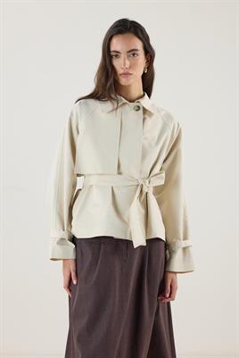 Kemerli Cepli Kısa Trençkot Krem