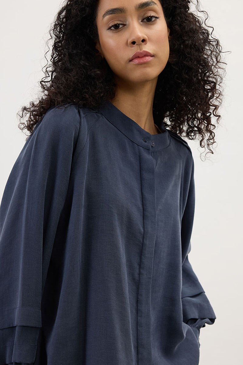 Kol Katmanlı Gömlek Lacivert