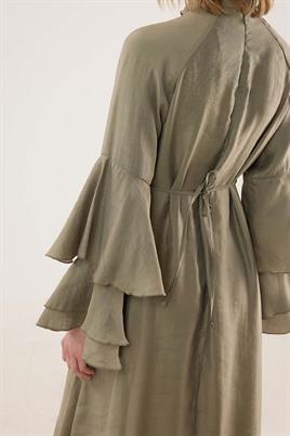 Kolları Volanlı Işıltılı Elbise Haki