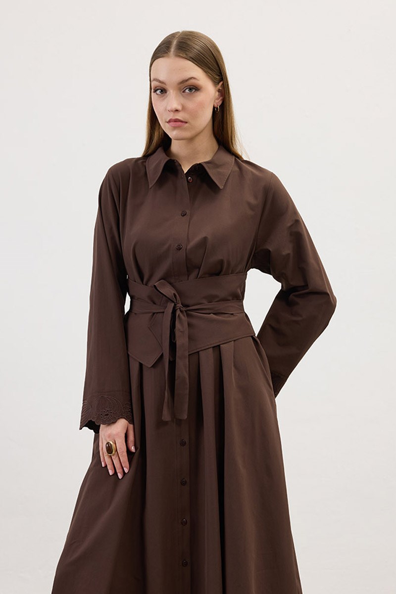 Manşeti Nakışlı Elbise Acı kahve