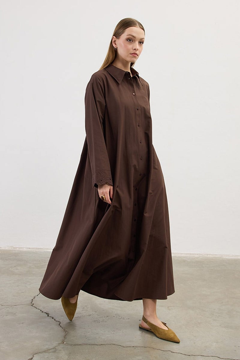 Manşeti Nakışlı Elbise Acı kahve