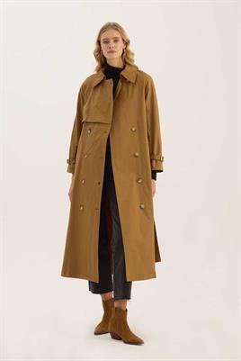 Metal Tokalı Trençkot Camel