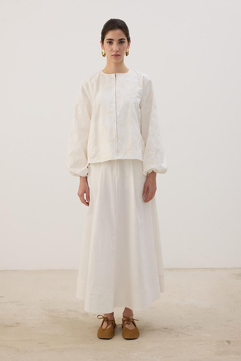 Nakış Detaylı Kısa Ceket Ekru