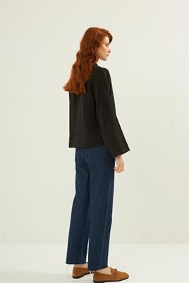 Ön pileli bluz Siyah