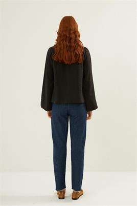 Ön pileli bluz Siyah