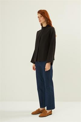 Ön pileli bluz Siyah