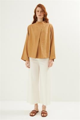 Ön pileli bluz Camel