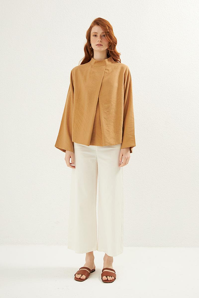 Ön Pileli Bluz Camel