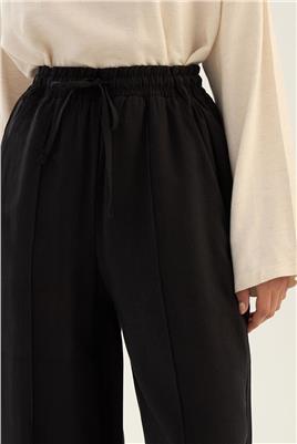Önü Dikişli Tensel Pantolon Siyah