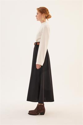 Önü Patlı Etek Siyah