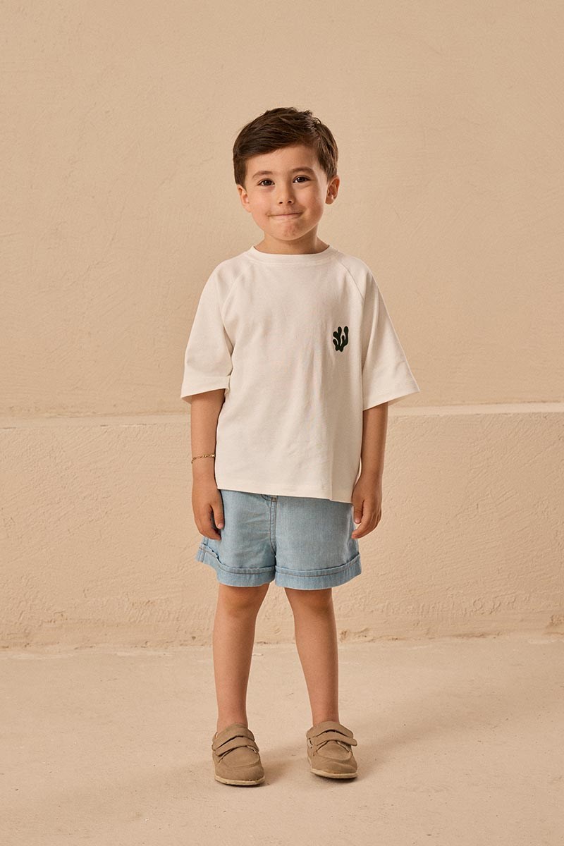 Reglan Kollu Nakışlı Çocuk Tshirt Ekru-Yosun Nakışlı