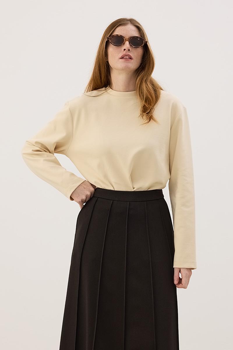 Tok Duruşlu Basic Sweatshirt Bej