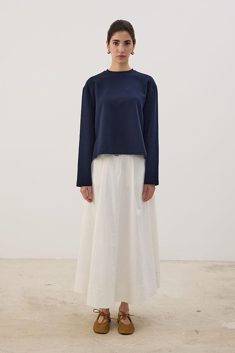 Tok Duruşlu Basic Sweatshirt Lacivert