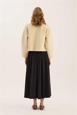 Tüylü Biyeli Ceket Krem