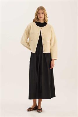 Tüylü Biyeli Ceket Krem