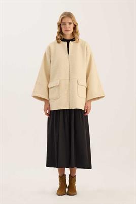 Tüylü Kaşe Fermuarlı Ceket Krem