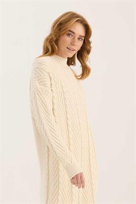 Verev Motifli Örgü Kazak Ekru