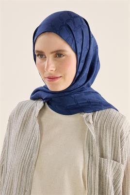 Zincir Desenli Şal Saks