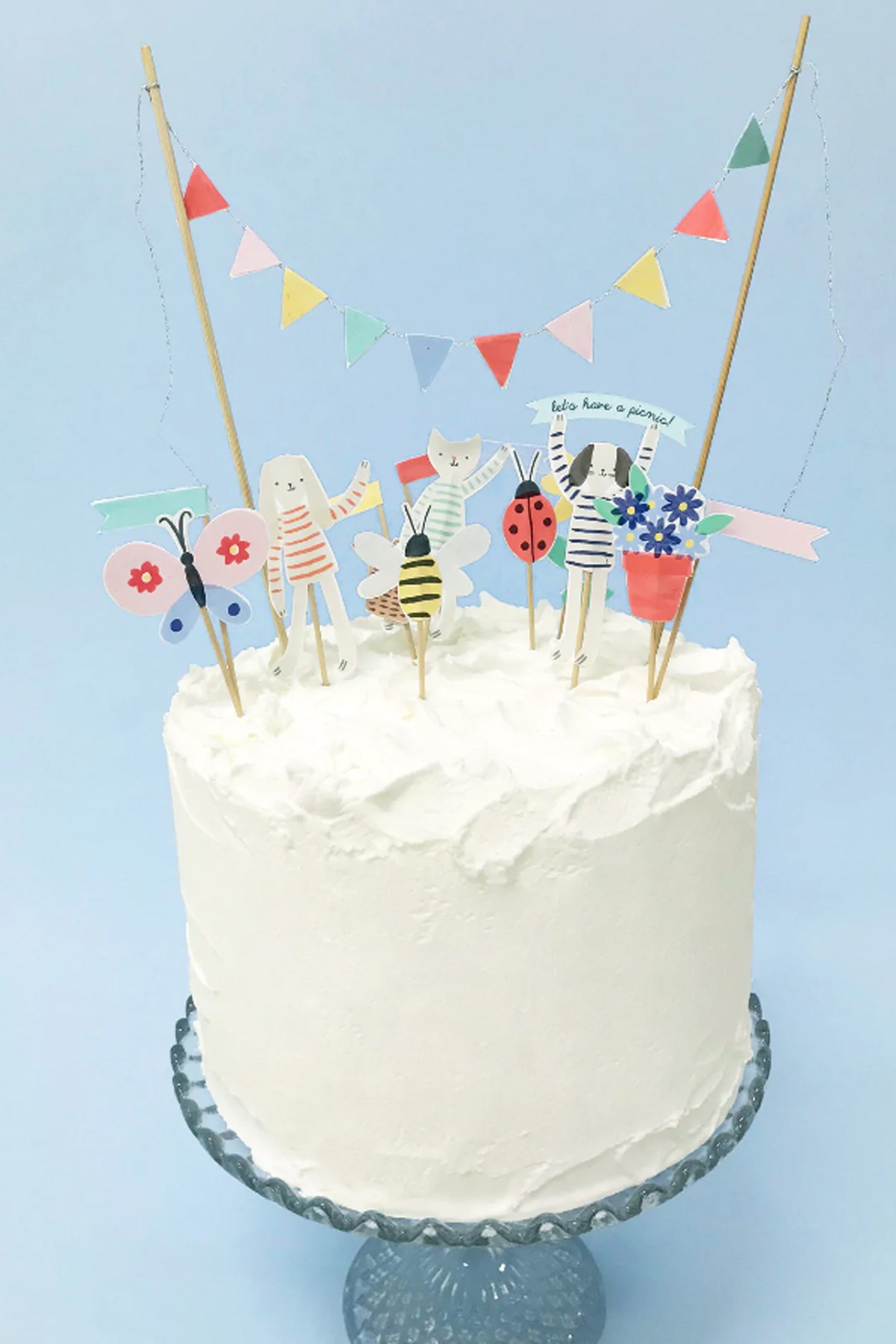 Топперы для торта. Топпер для торта сердце. Сделать топпер из мастики. Торт с топперами. Сделать топпер из мастики.