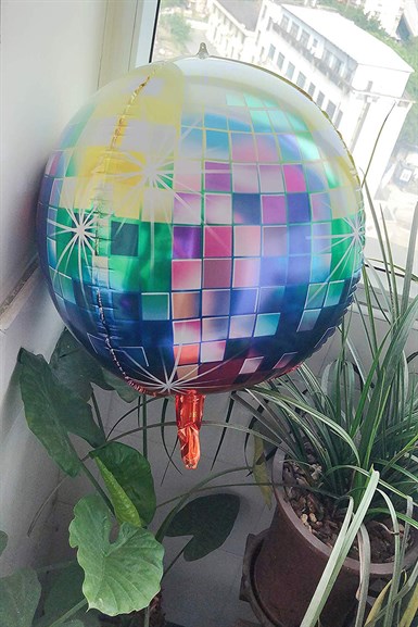 Disko Topu Şekilli Renkli Folyo Balon 55 cm