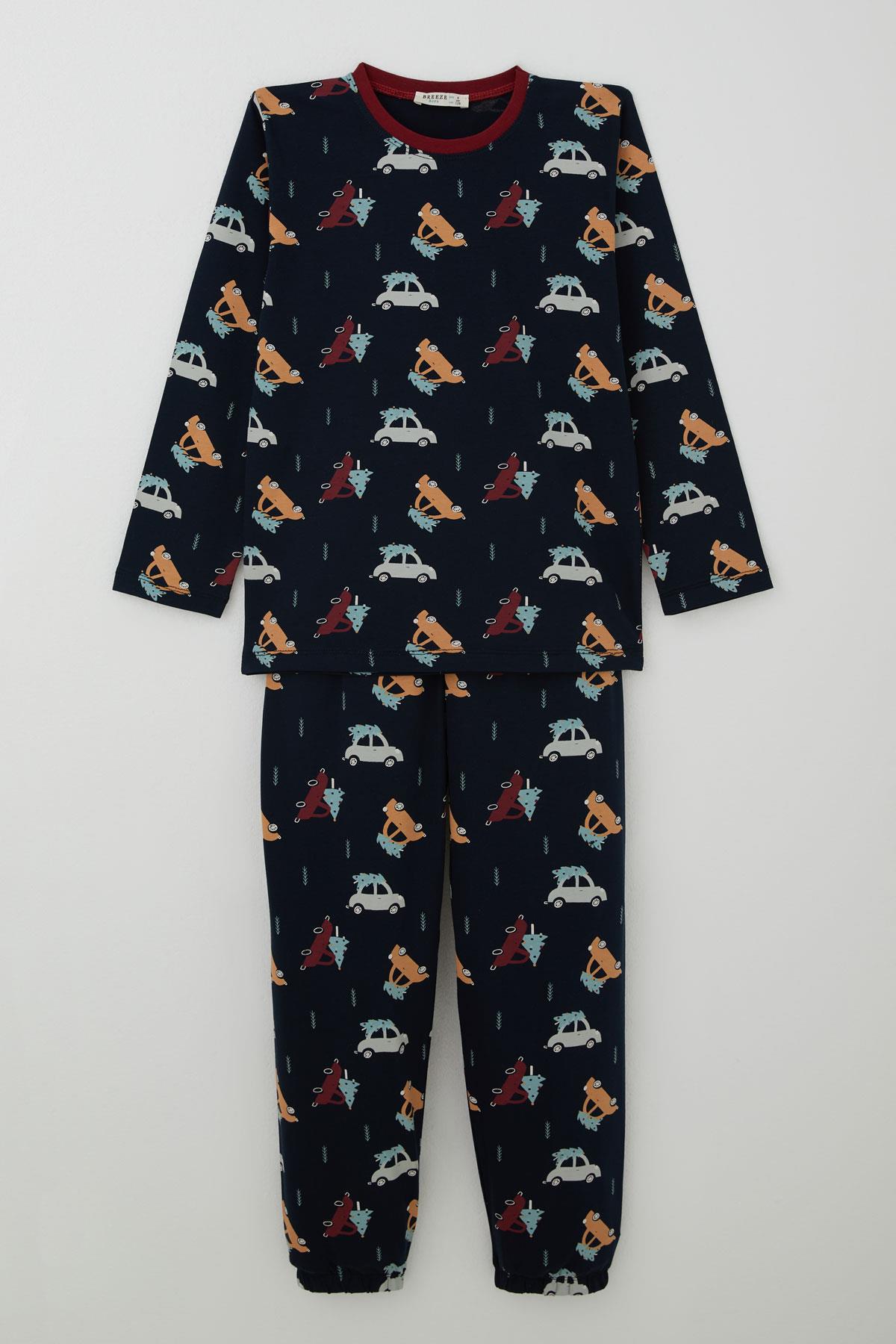 Breeze Erkek Çocuk Pijama Takımı Yılbaşı Temalı Çam Ağaçlı Araba Desenli Lacivert (4-8 Yaş)