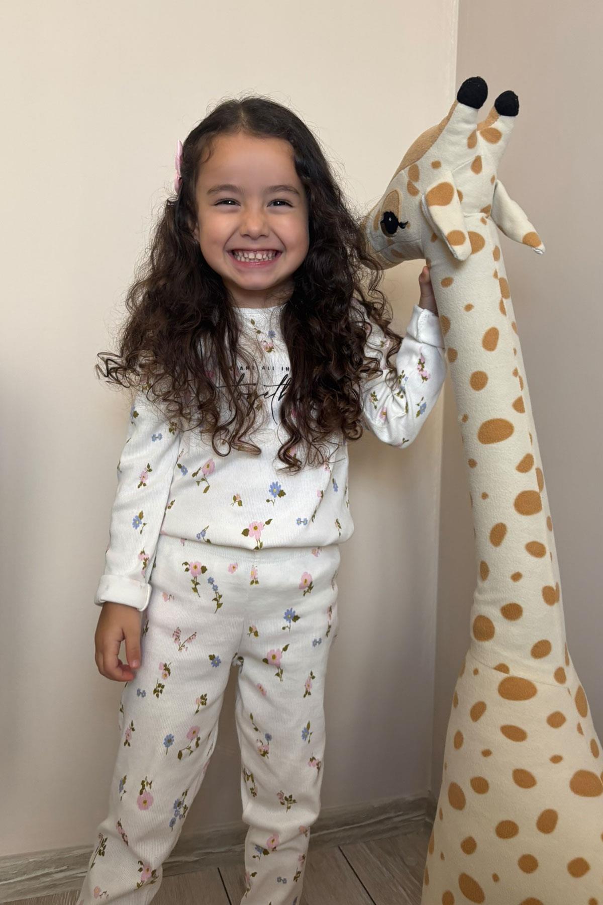 Breeze Kız Çocuk Taytlı Takım Renkli Çiçek Desenli Omuzu Fırfırlı Beyaz (2-6 Yaş)